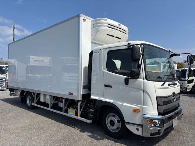 Japanese used car Ref# 1376814 HINO / RANGER