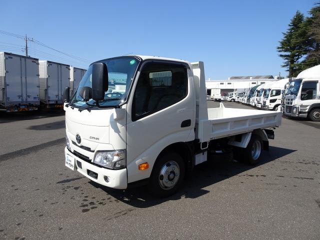 Japanese used car Ref# 1376863 TOYOTA / DYNA