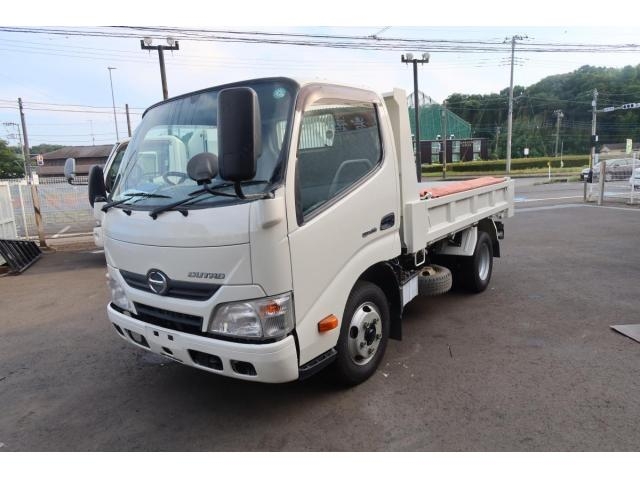 Japanese used car Ref# 1376896 HINO / DUTRO