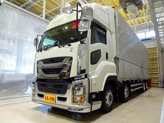 ISUZU / GIGA