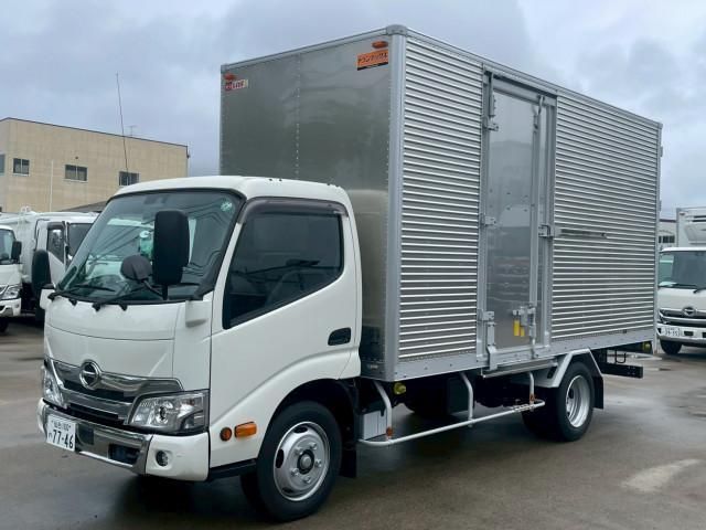 HINO / DUTRO