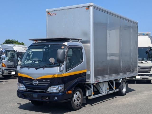 HINO / DUTRO