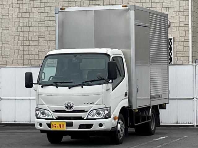 TOYOTA / DYNA