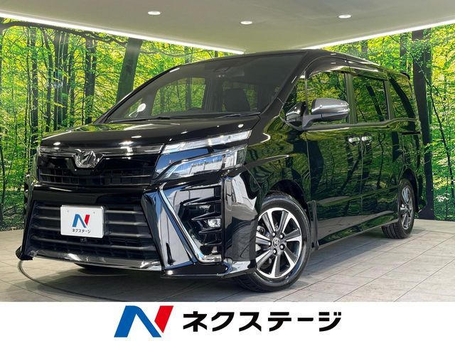 TOYOTA / VOXY