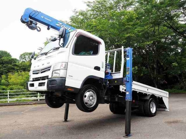 MITSUBISHI / CANTER