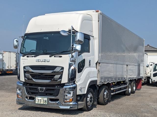 ISUZU / GIGA