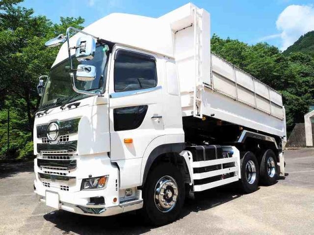 Japanese used car Ref# 1380713 HINO / PROFIA