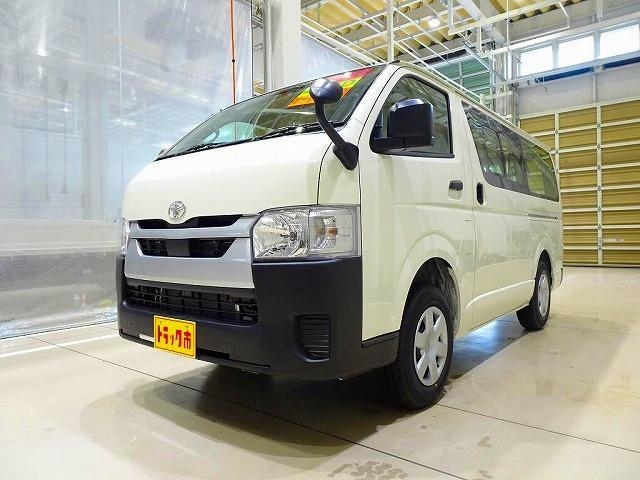 TOYOTA / HIACE van 4WD