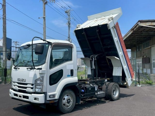Japanese used car Ref# 1380912 ISUZU / FORWARD