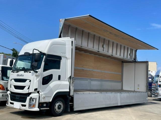 ISUZU / GIGA
