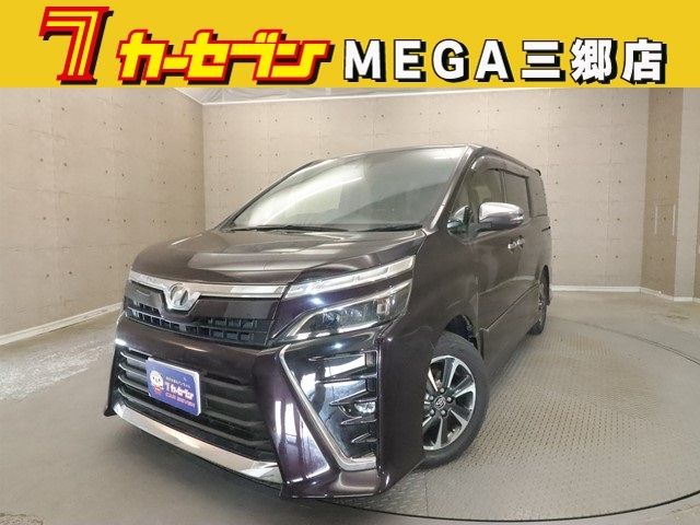 TOYOTA / VOXY