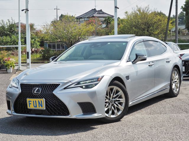 TOYOTA / LEXUS LS500h 4WD