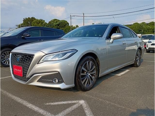 TOYOTA / CROWN sedan hybrid