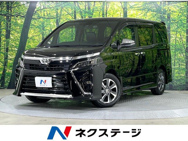 TOYOTA / VOXY