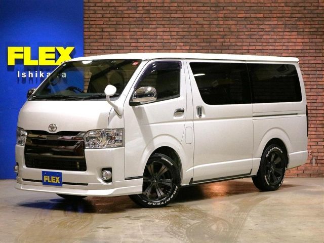 TOYOTA / HIACE van 4WD