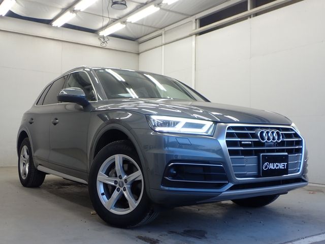 AUDI / AUDI Q5