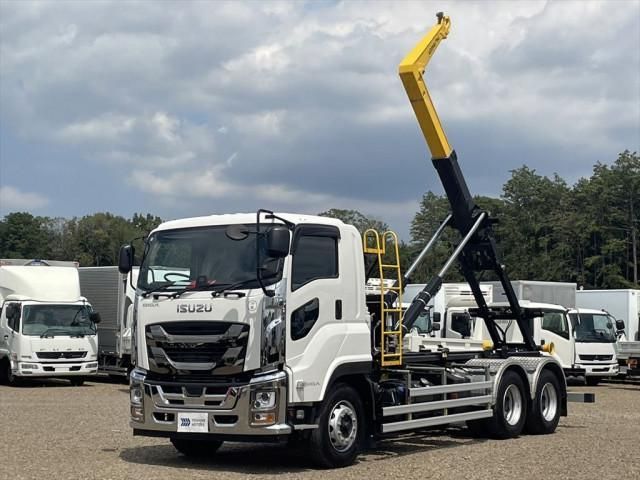 ISUZU / GIGA