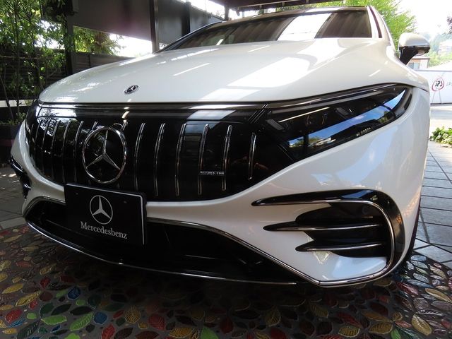 MERCEDES BENZ / MERCEDES AMG EQS