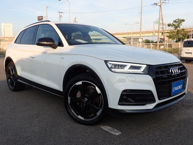 AUDI / AUDI Q5