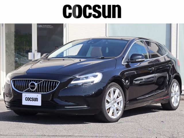 VOLVO / VOLVO V40