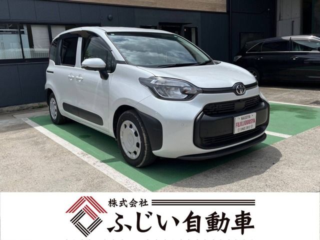 Japanese used car Ref# 1383596 TOYOTA / SIENTA HYBRID
