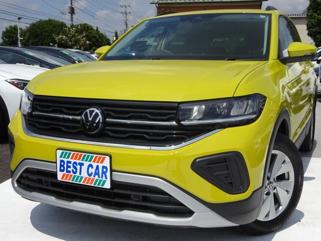 Japanese used car Ref# 1383648 VOLKSWAGEN / VOLKSWAGEN T-Cross