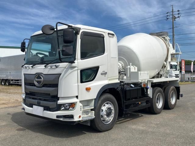 Japanese used car Ref# 1383801 HINO / PROFIA