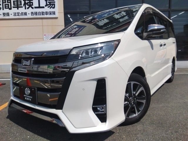 TOYOTA / NOAH