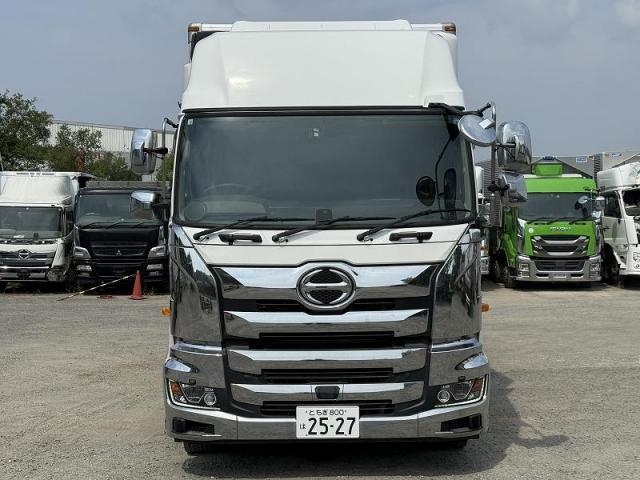 Japanese used car Ref# 1385125 HINO / PROFIA
