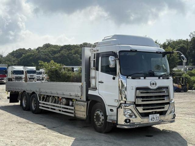 Japanese used car Ref# 1385146 NISSAN DIESEL / Quon
