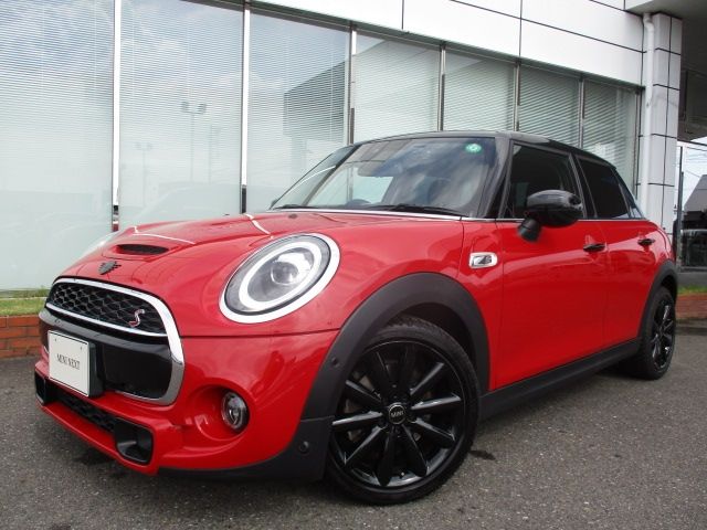 Japanese used car Ref# 1385191 BMW / MINI COOPER SD 5DOOR
