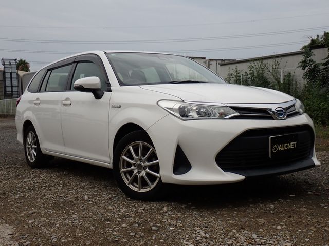 Japanese used car Ref# 1385351 TOYOTA / COROLLA FIELDER HYBRID