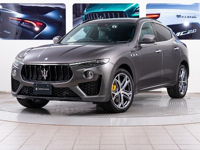 Japanese used car Ref# 1385456 MASERATI / MASERATI Levante