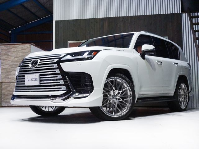 TOYOTA / LEXUS LX600