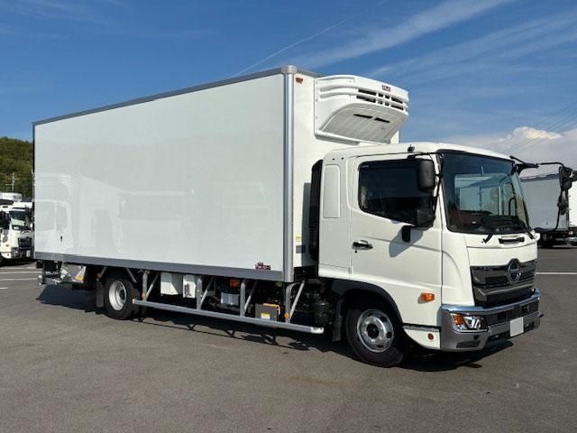 Japanese used car Ref# 1385763 HINO / RANGER