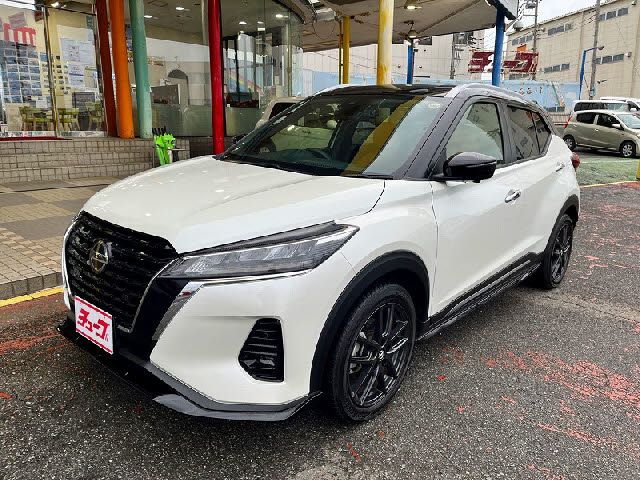 NISSAN / KICKS