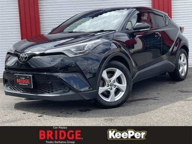 Japanese used car Ref# 1385793 TOYOTA / C-HR 4WD