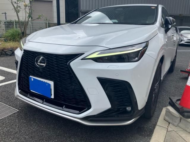 Japanese used car Ref# 1385975 TOYOTA / LEXUS NX350h