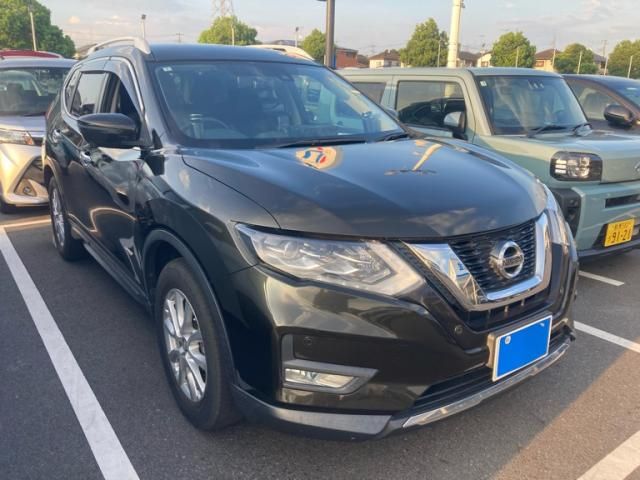 Japanese used car Ref# 1385989 NISSAN / X-TRAIL HYBRID 2WD