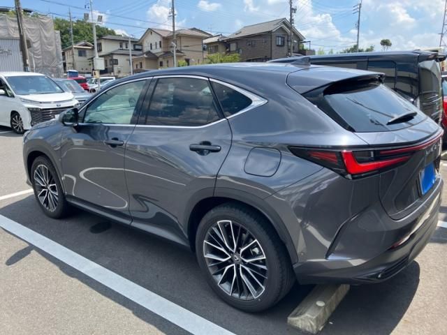 Japanese used car Ref# 1385996 TOYOTA / LEXUS NX350h