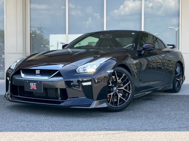 NISSAN / GT-R