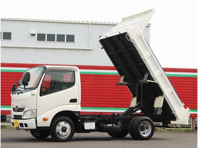 HINO / DUTRO