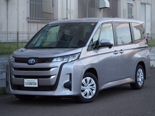 TOYOTA / NOAH HYBRID