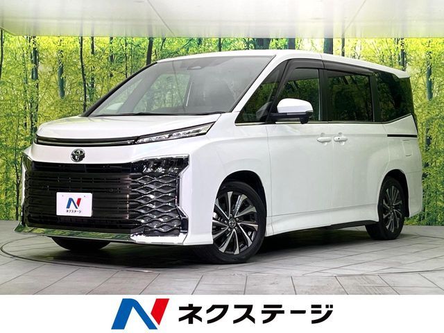 TOYOTA / VOXY