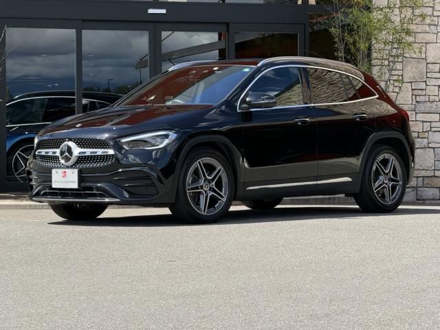 MERCEDES BENZ / MERCEDES BENZ GLA class