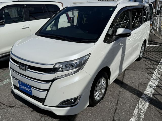 TOYOTA / NOAH