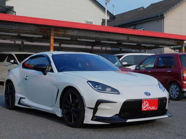 TOYOTA / GR86