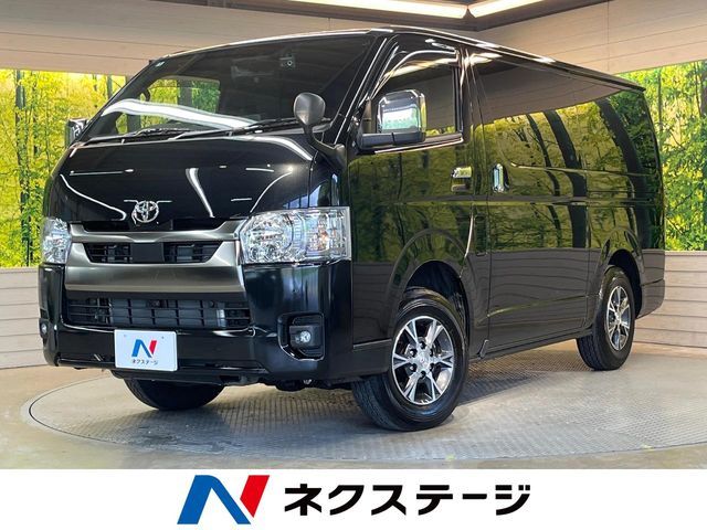 TOYOTA / HIACE van 4WD