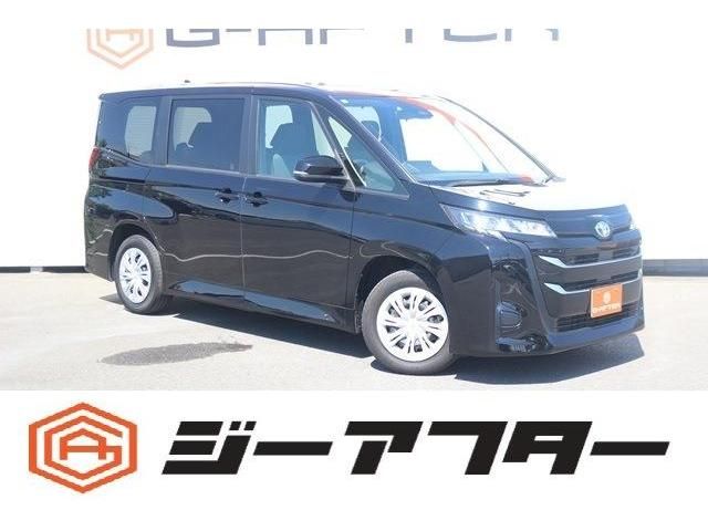 TOYOTA / NOAH