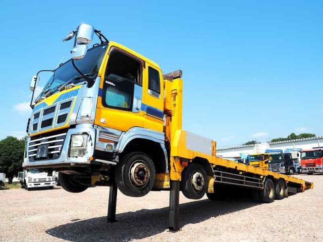 ISUZU / GIGA